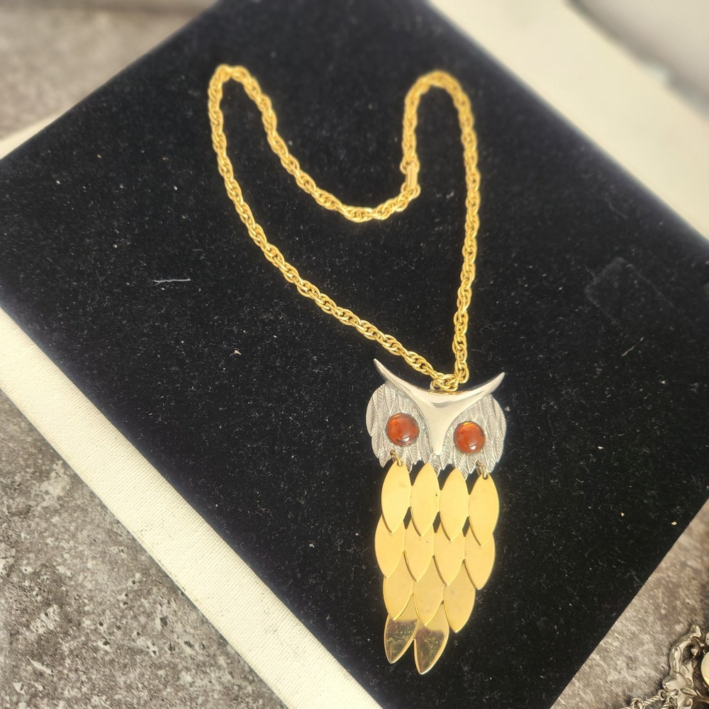 Vintage Articulated Owl Pendant Necklace Gold Silver Tone Amber Eyes Boho large - Picture 2 of 13